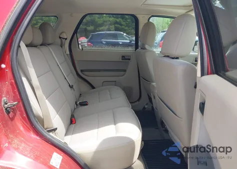 2012 Ford Escape Xlt z USA, uszkodzony, nr VIN 1FMCU9D72CKA61657